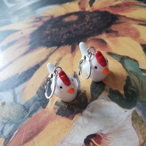 Chicken Earrings - Picture 2 of 3